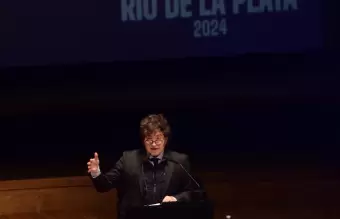 "El nico juego de la oposicin es boicotear nuestro programa econmico y no les importa cargarse a la gente en el camino"