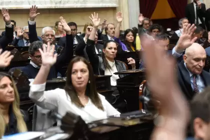 Javier Milei recibe esta noche a los "87 hroes" que avalaron el veto a las jubilaciones en Diputados